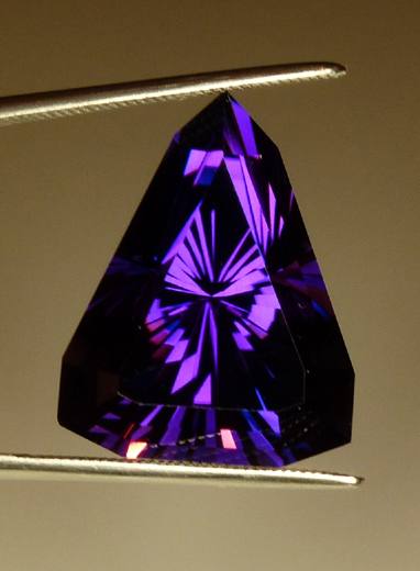 bluish amethyst fancy kite