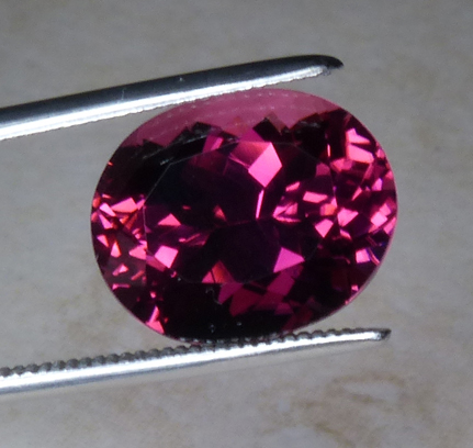 color shifting mahenge garnet, US faceted