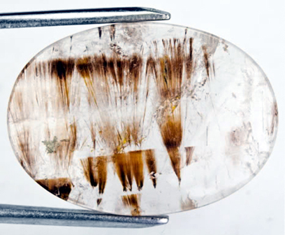 quartz with cacoxenite inclusions