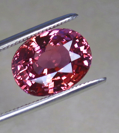 orange-pink unheated gia certed 3.55ct pad sapphire