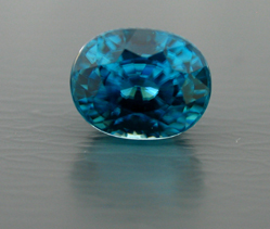 zircon_blue_395pt_oval