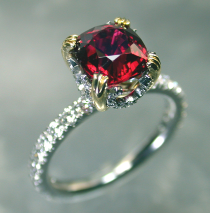 ATG-Grahl-Spinel_off-angle