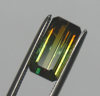 demantoid bicolor, andradite bicolor